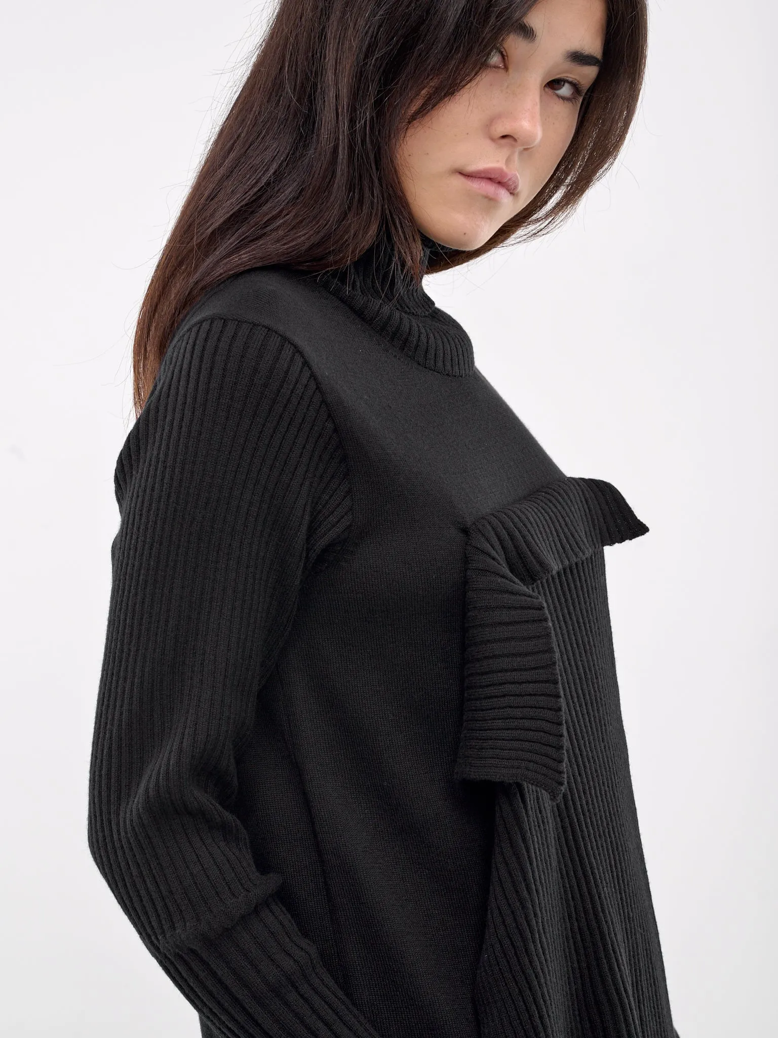 Draped Knit Turtleneck (FO-K31-183-BLACK)