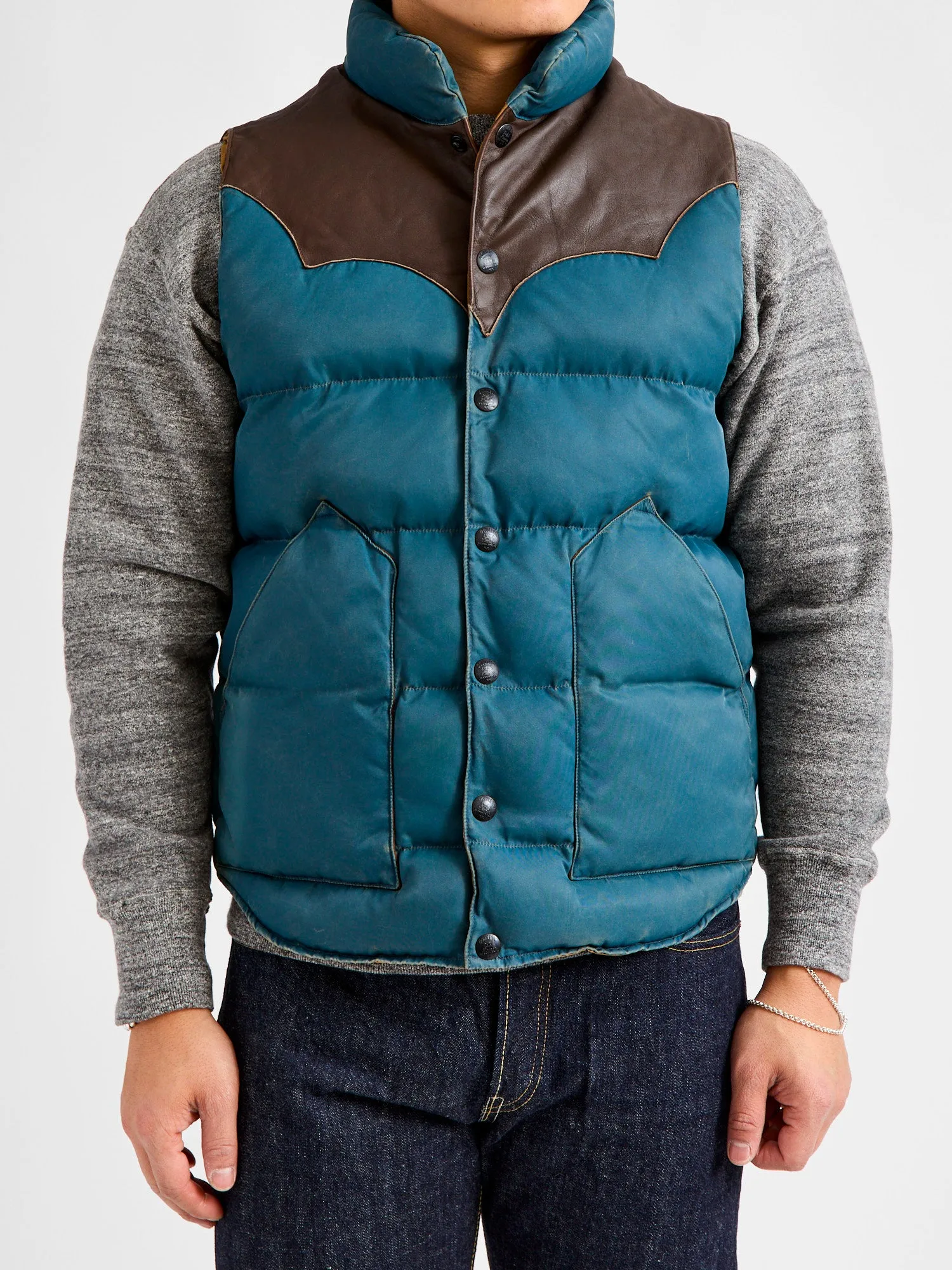 Leather Yoke Quilted Vest in Vintage Blue