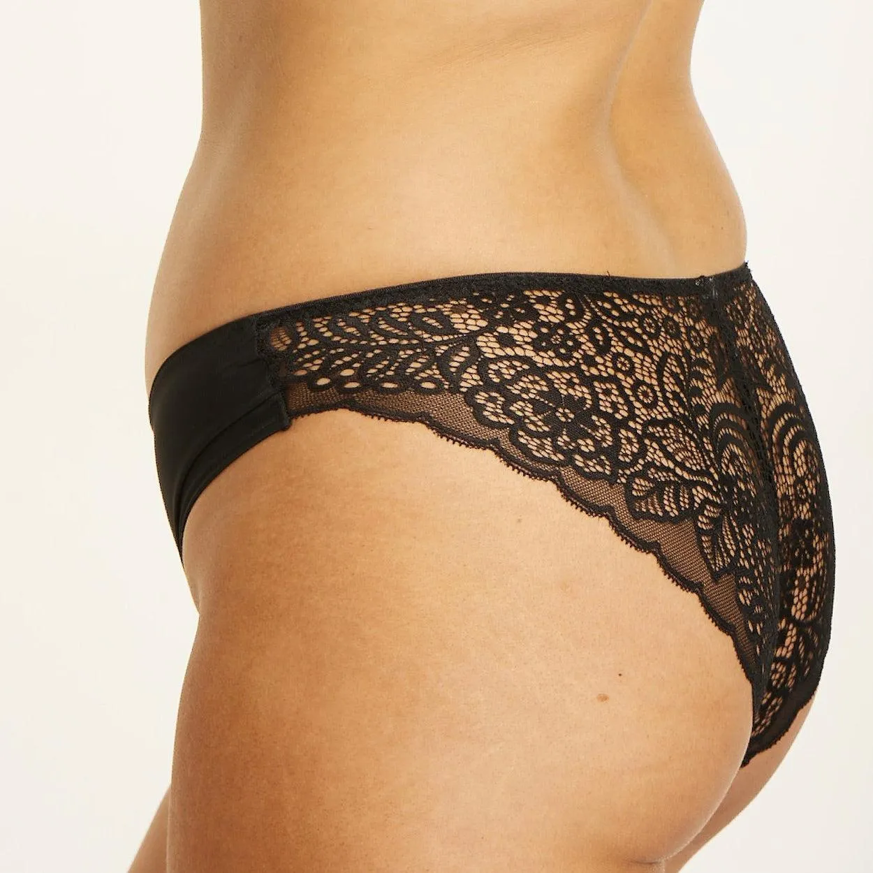 Lily Lace Bum Bikini Brief - Black